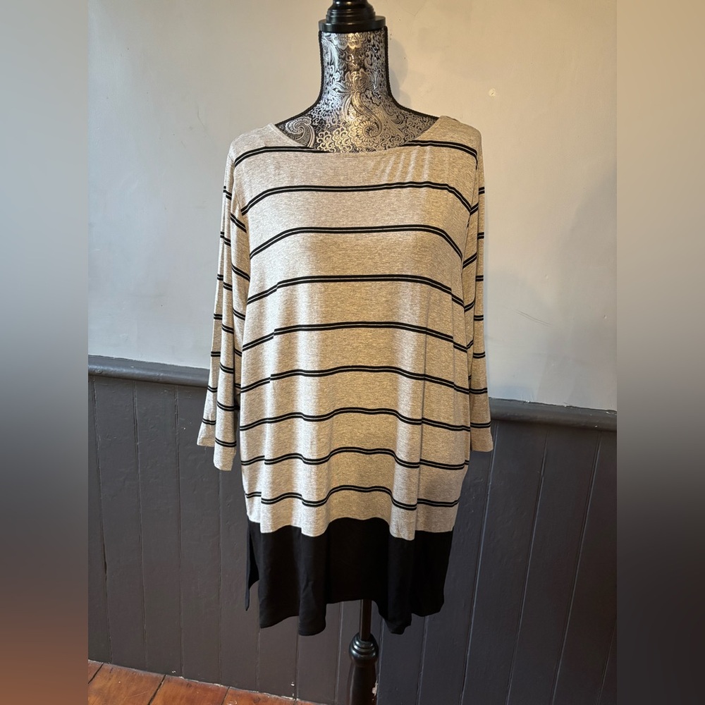 NWT Vince Camuto Gray and Black Striped Shirt 3x